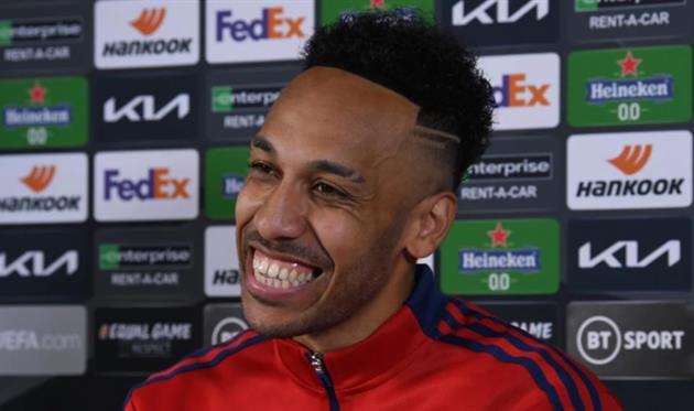 Пьер-Эмерик Обамеянг, УЕФА