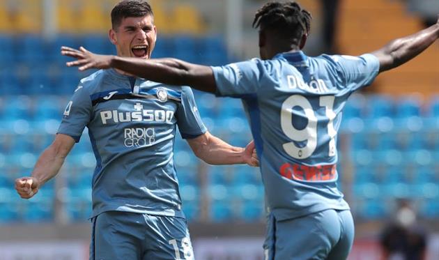 Руслан Малиновский (слева), getty images