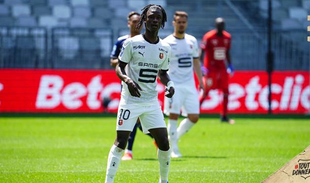 Эдуардо Камавинга, ФК Ренн