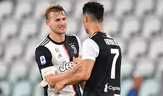 Маттейс де Лигт и Криштиану Роналду, Getty Images