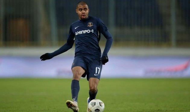 Лукас Тейлор, СК Днепр-1