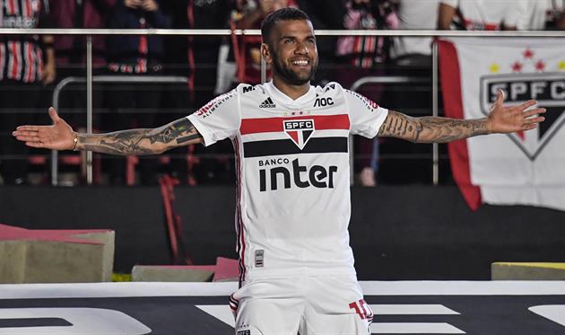 Дани Алвес, twitter.com/DaniAlvesD2