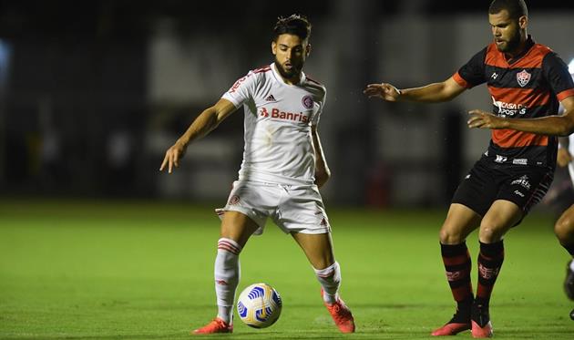 Юри Алберто (слева), globoesporte.globo.com