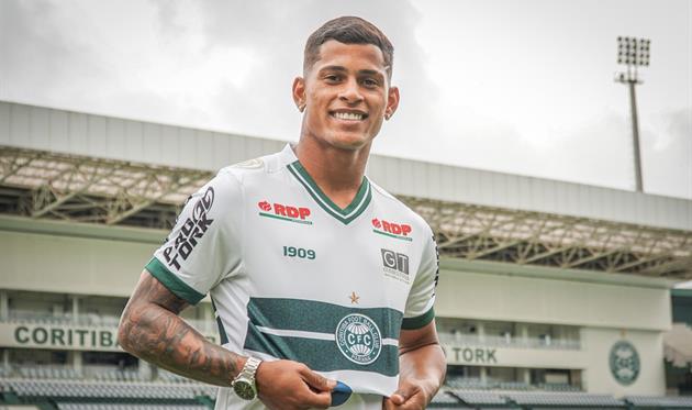 Маилтон, Куритиба