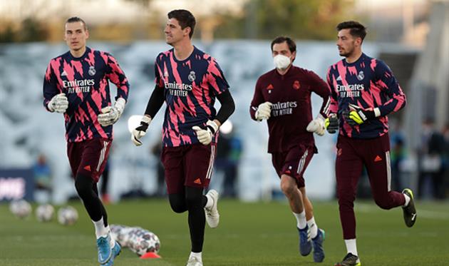 Андрей Лунин (слева), Getty Images