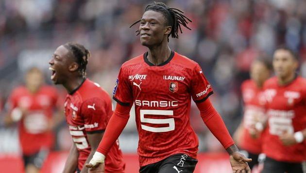 Эдуардо Камавинга, AP Photo