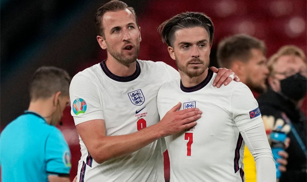 Харри Кейн и Джек Грилиш, FA