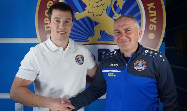 Тарас Чопик (справа), фото ФК Львов