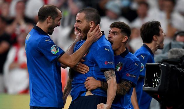 Джорджо Кьеллини, Леонардо Бонуччи и Джованни Ди Лоренцо, Getty Images