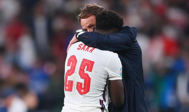 Гарет Саутгейт и Букайо Сака, Getty Images