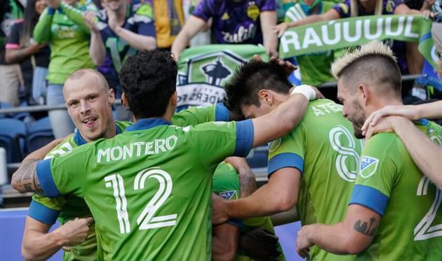 Чемпионат МЛС: в какой футбол играют в США. Реклама