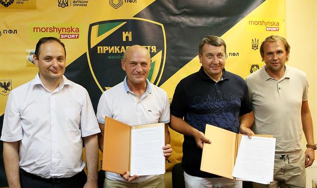 Подписание меморандума про сотрудничество. Фото ФК Рух