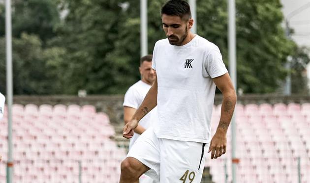 Ника Ситчинава, Колос