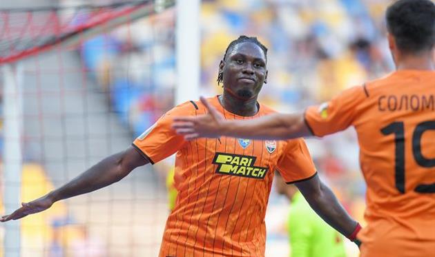 Лассина Траоре после гола в ворота Ингульца, фото ФК Шахтер Донецк