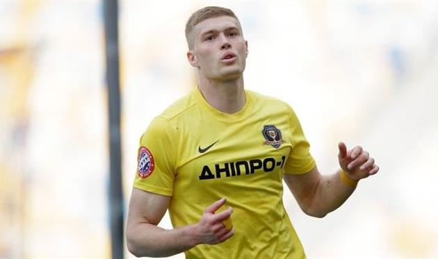 Артем Довбик, СК Днепр-1