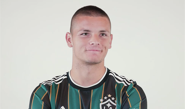 Деян Йовелич, Гэлакси