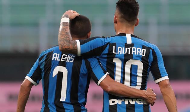 Алексис Санчес и Лаутаро Мартинес, Getty Images