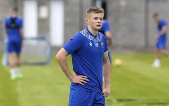 Максим Кучерявый, ФК Сент-Джонстон