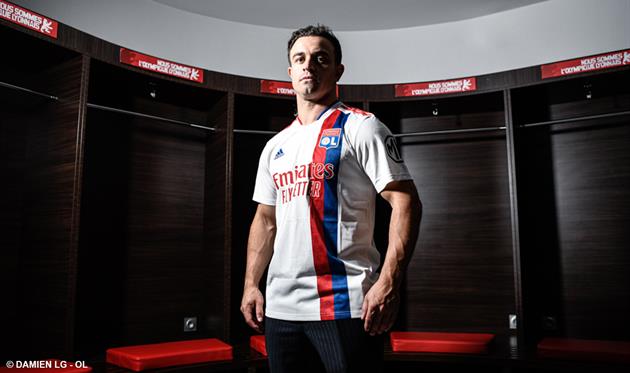 Джердан Шакири, фото Лион