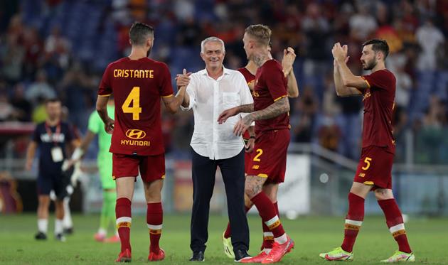 Моуриньо и игроки Ромы, getty images