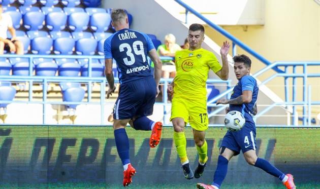 Металлист 1925 — Днепр-1, УПЛ