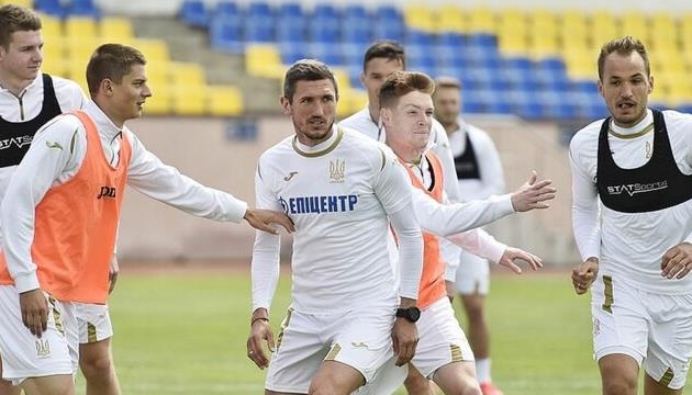 Сергей Кривцов (по центру), УАФ