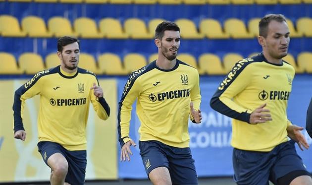 Игорь Харатин (по центру), УАФ, Фото Павла Кубанова