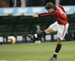 Альберто Палоски, АР