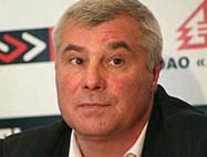 Может, в Спартак?