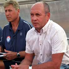 Николай Павлов и его помощник Иван Балан немало потрудились на благо Ильичевца