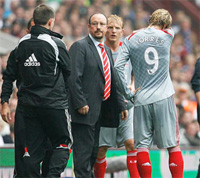 Торрес покидает поле