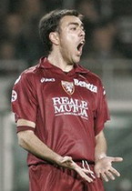 Альваро Рекоба, АР