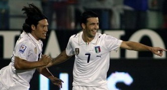 Каморанези поздравляет Ди Натале, АР