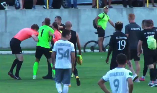 КДК УАФ пожизненно отстранил от футбола тренера Олимпии за избиение судьи