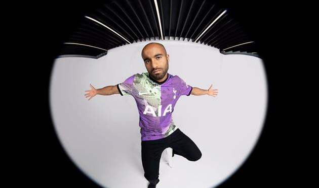 фото twitter.com/SpursOfficial