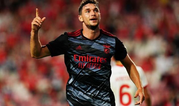 Роман Яремчук, ФК Бенфика