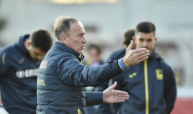 Александр Петраков и команда, фото УАФ