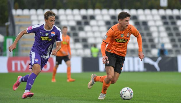 Георгий Судаков (справа), ФК Шахтер