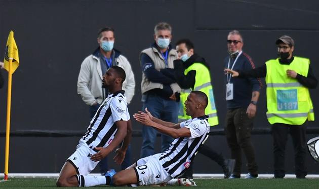 Удинезе в меньшинстве спас ничью против Болоньи, Сассуоло упустил победу над Дженоа