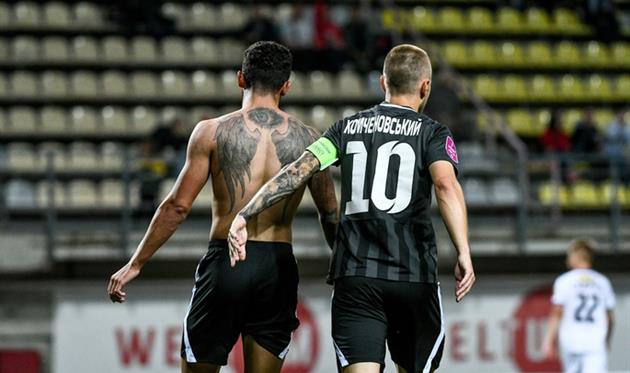 Заря Луганск