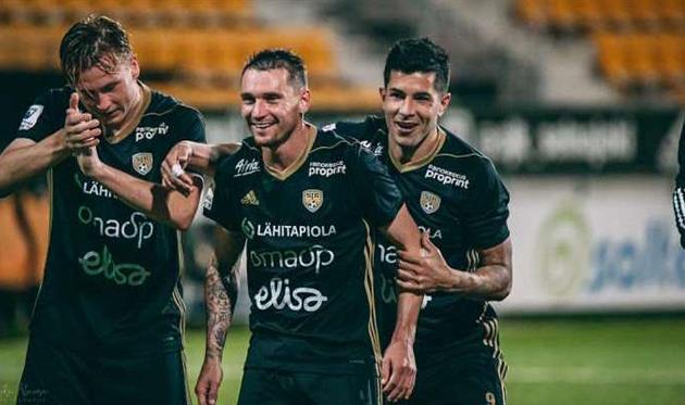 Денис Олейник, СИК