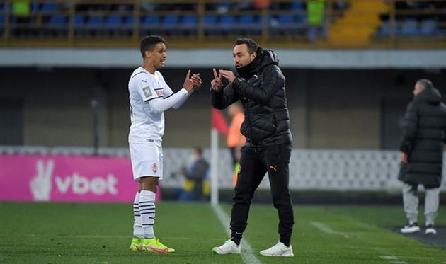 Педриньо (слева) и Роберто Де Дзерби, фото ФК Шахтер Донецк