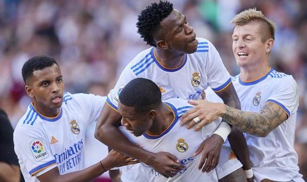 Доминирование Реала над Барселоной, неудержимый Луис Суарес и парад фэйлов: итоги 10-го тура Примеры