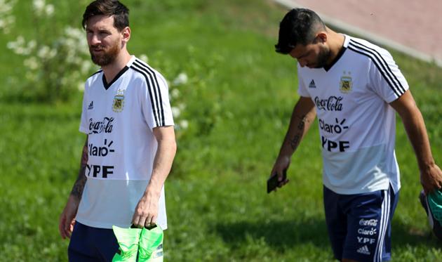 Месси и Агуэро, getty images