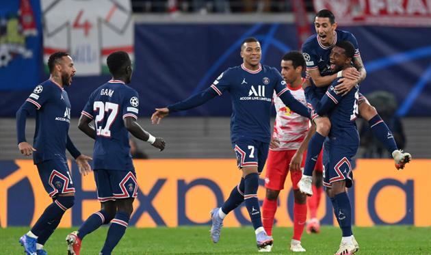 Игроки ПСЖ празднуют успех, Getty Images