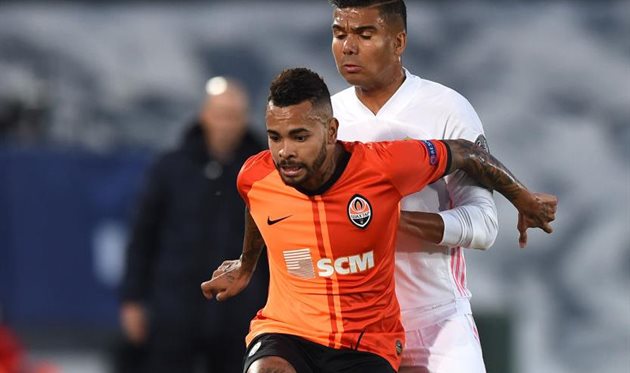 Дентиньо против Каземиро, ФК Шахтер