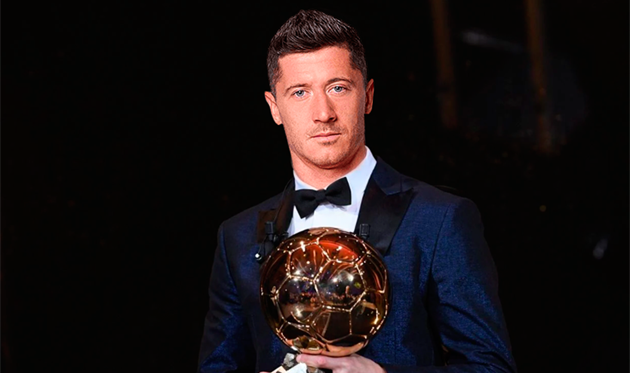 Роберт Левандовски — обладатель Золотого мяча-2021 по версии украинских журналистов