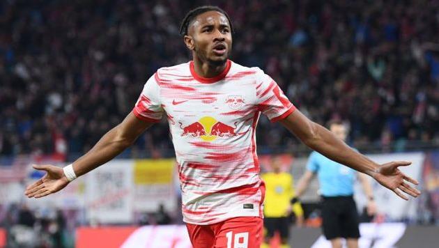 Нкунку — один из ярчайших футболистов Европы прямо сейчас: Ваш выход, Дидье Дешам