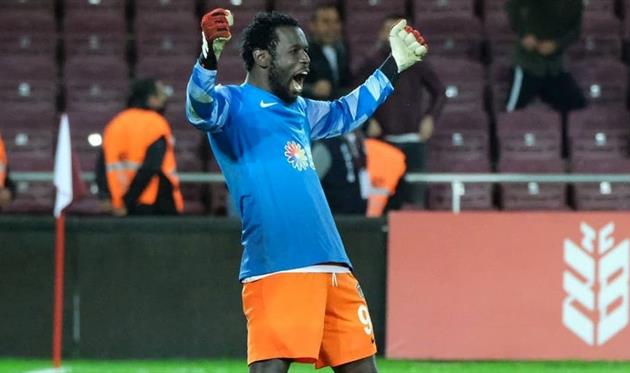 маме диуф, a spor