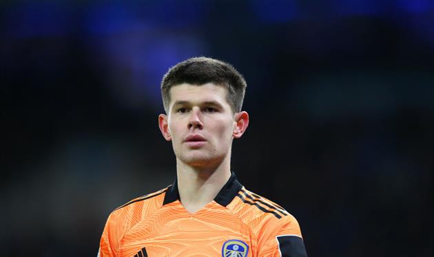 Скаут Манчестер Юнайтед просматривал вратаря Лидса Мелье в матче против Манчестер Сити — он пропустил 7 мячей